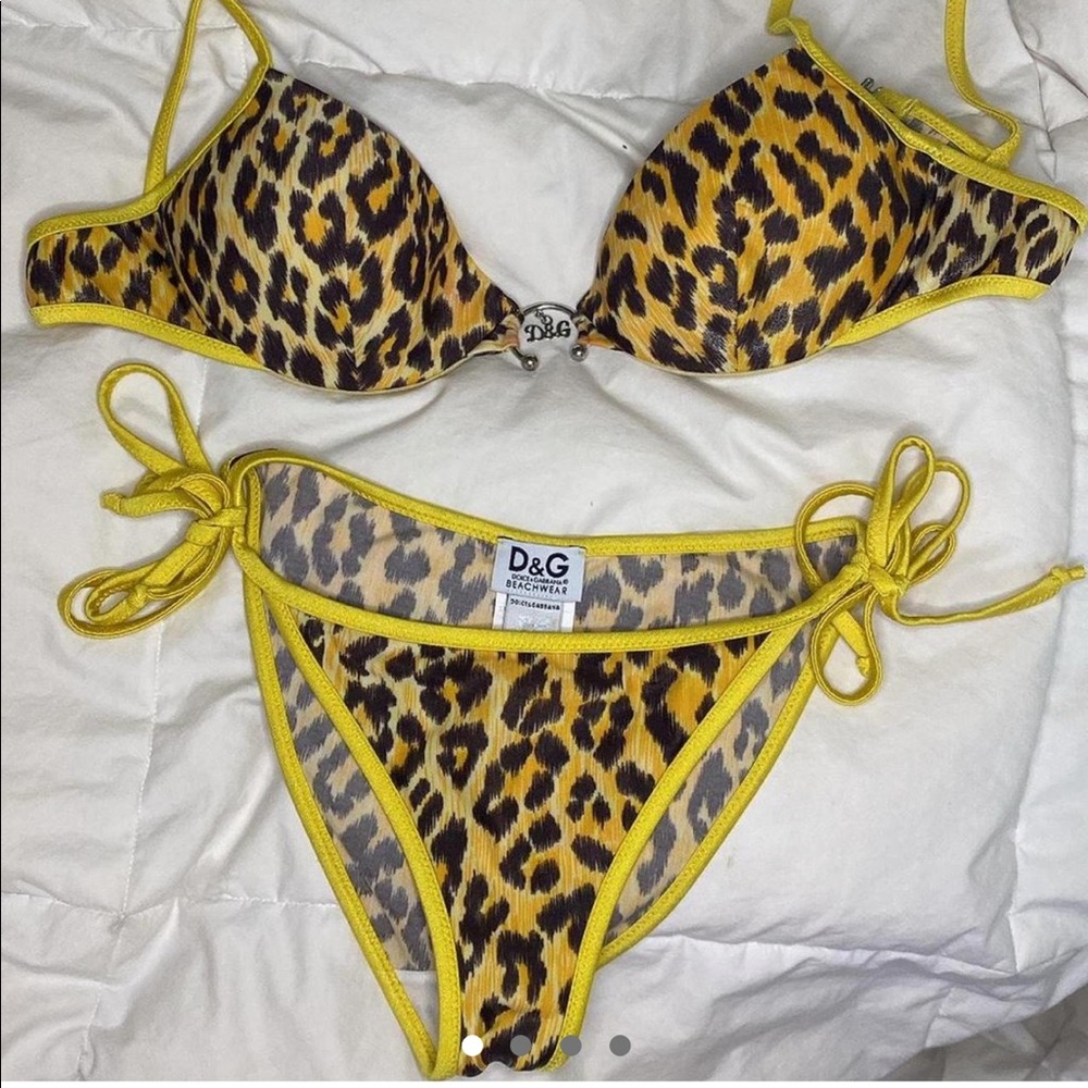 SOLD!! won’t b refunded.. ss 2004 dolce and gabbana swimsuit!